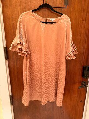JODIFL Bronze/Gold Dress with Sleeve detailing and pockets!